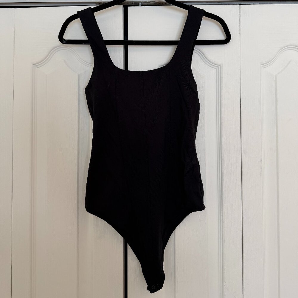 Black Square Neck Bodysuit – Sleek Fitted Tank